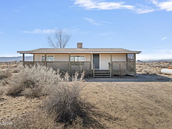 3095 E Antelope Street, Silver Springs, NV 89429