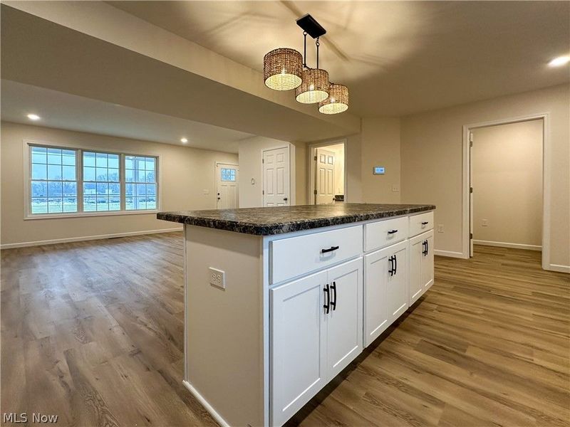 1587 Drexel Avenue NW, Warren, OH 44485 Photo 12