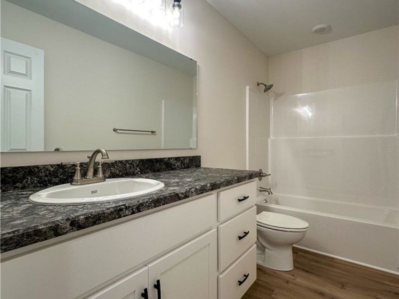 1587 Drexel Avenue NW, Warren, OH 44485 Photo 29