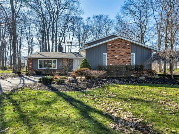 6458 Foxboro Drive, Mayfield Village, OH 44143