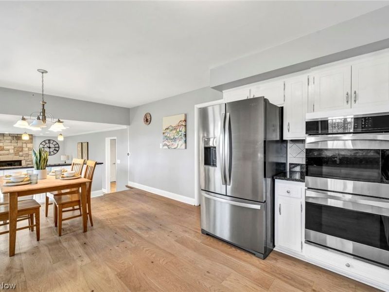 6458 Foxboro Drive, Mayfield Village, OH 44143 Photo 9