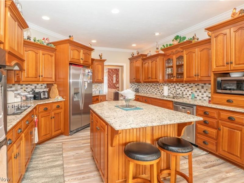 8114 Lisbon Street E, East Canton, OH 44730 Photo 10