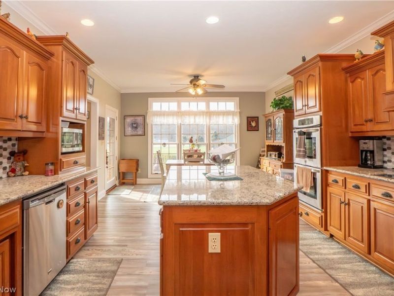 8114 Lisbon Street E, East Canton, OH 44730 Photo 13