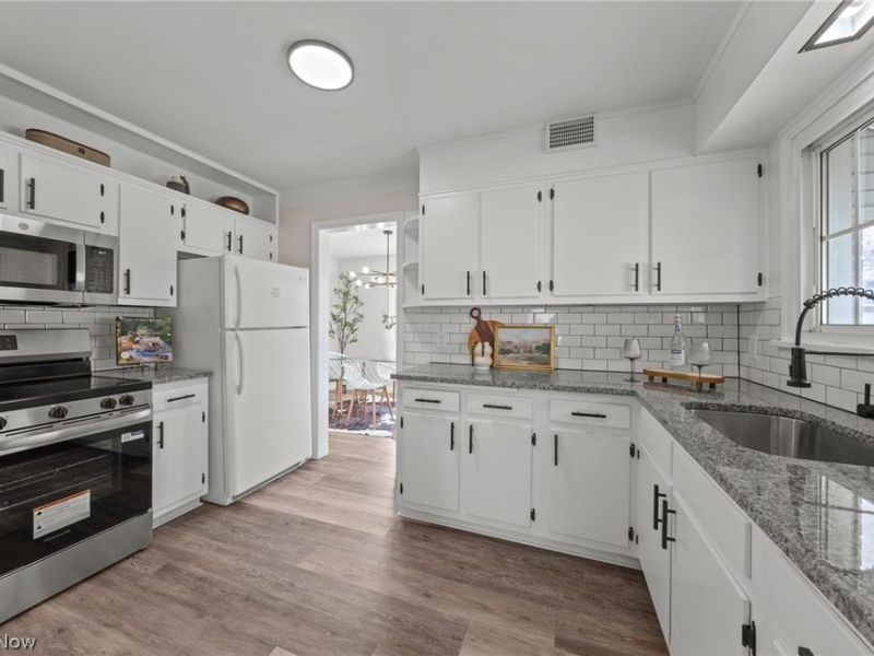 333 17th Street NW, Barberton, OH 44203 Photo 17