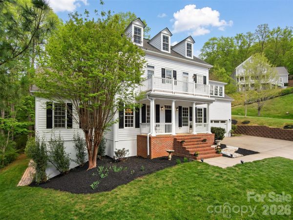 21 Dianthus Drive, Asheville, NC 28803