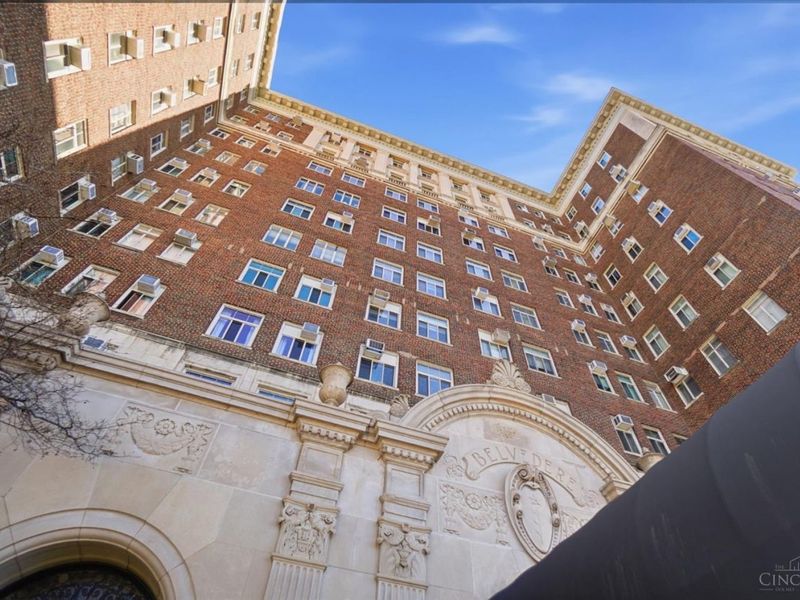 3900 Rose Hill Avenue, Unit 201A, Cincinnati, OH 45229 Photo 3