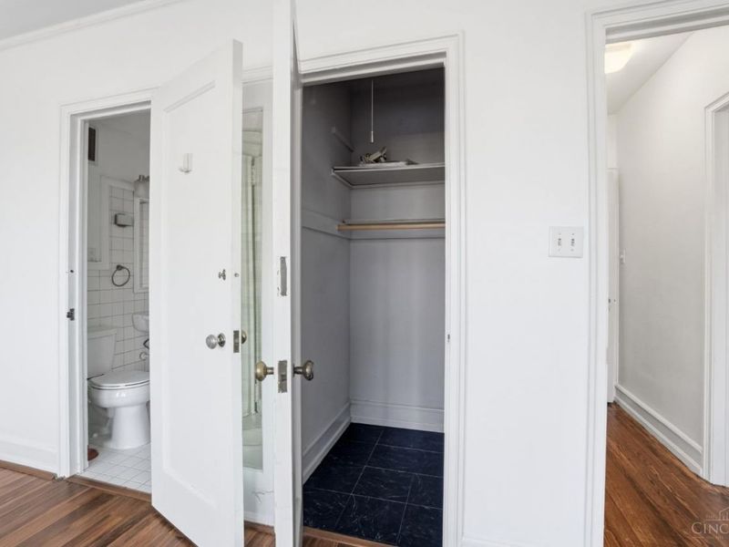 3900 Rose Hill Avenue, Unit 201A, Cincinnati, OH 45229 Photo 39