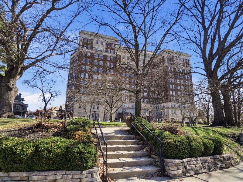 3900 Rose Hill Avenue, Unit 201A, Cincinnati, OH 45229 Photo 64