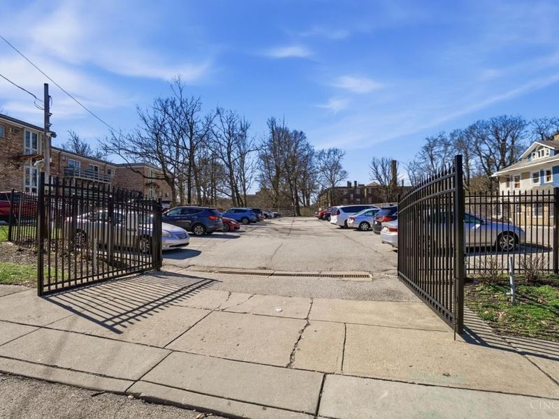 3900 Rose Hill Avenue, Unit 201A, Cincinnati, OH 45229 Photo 67