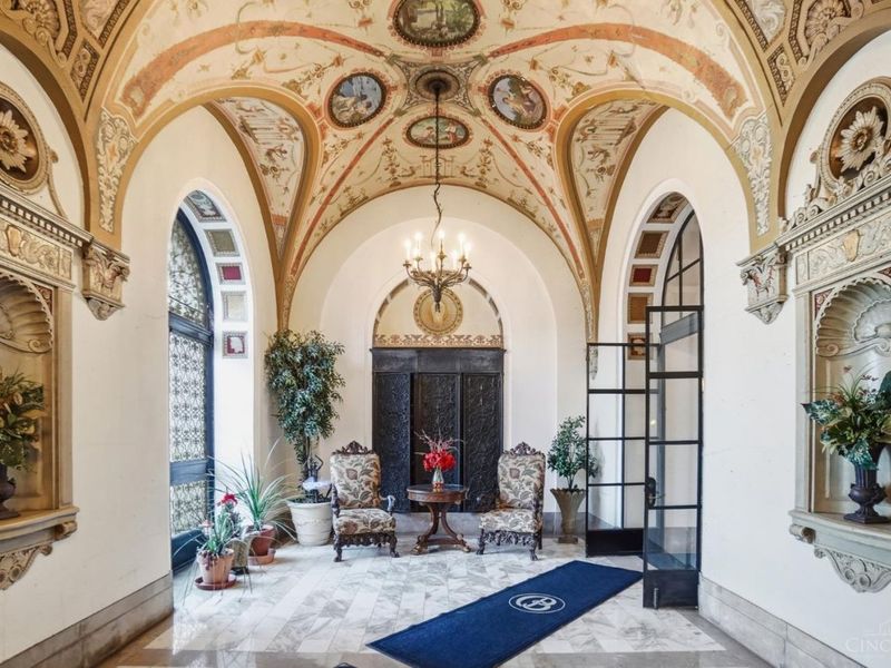 3900 Rose Hill Avenue, Unit 201A, Cincinnati, OH 45229 Photo 7