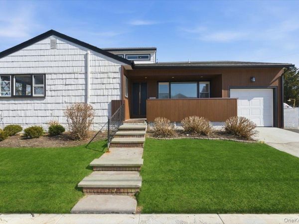 1895 Park Street , Atlantic Beach, NY 11509