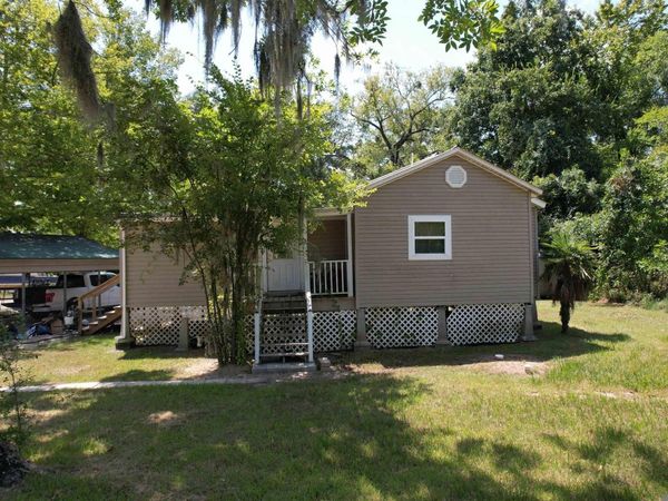 18242 La Trace Rd, French Settlement, LA 70733
