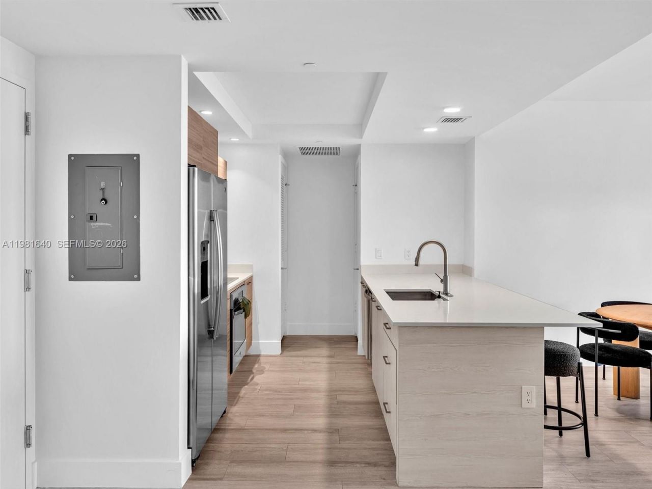 121 NE 34th St , Unit 2102, Miami, FL 33137 Photo