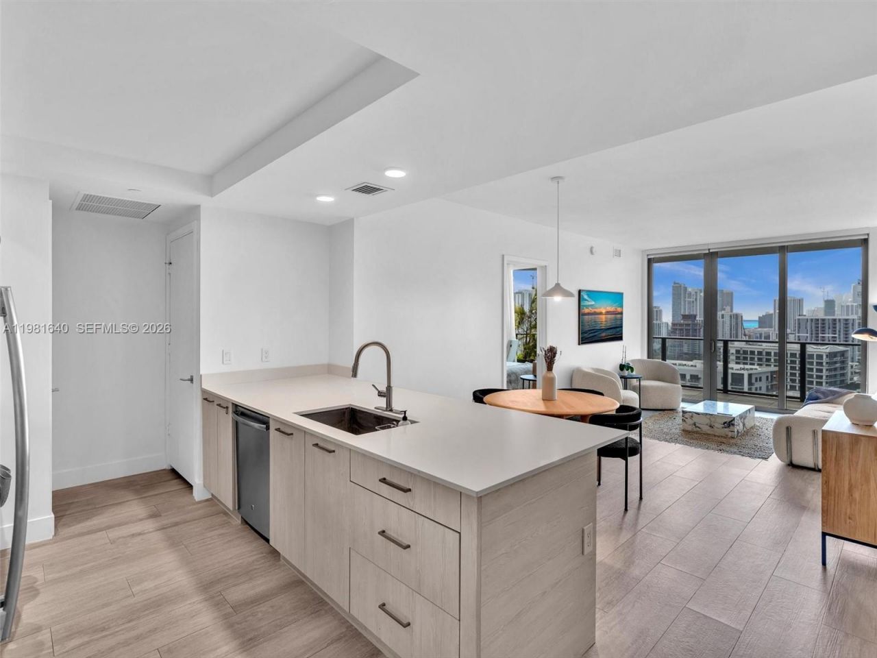 121 NE 34th St , Unit 2102, Miami, FL 33137 Photo