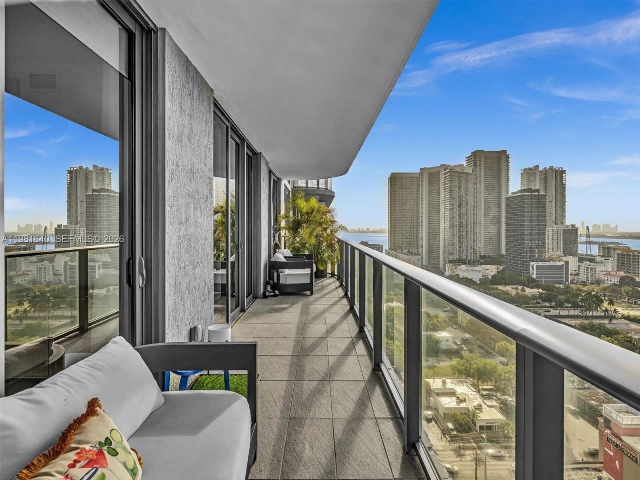 121 NE 34th St , Unit 2102, Miami, FL 33137 Photo