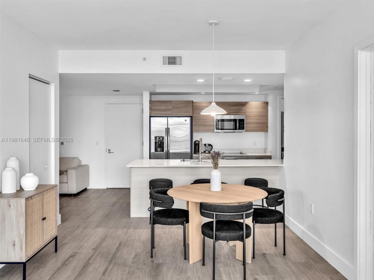 121 NE 34th St , Unit 2102, Miami, FL 33137 Photo