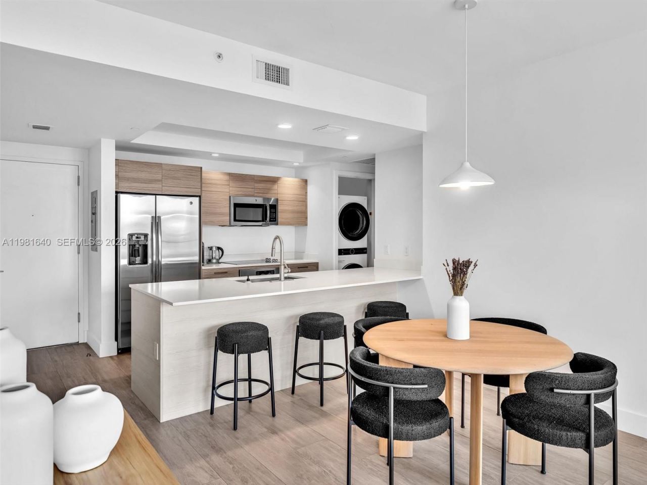 121 NE 34th St , Unit 2102, Miami, FL 33137 Photo