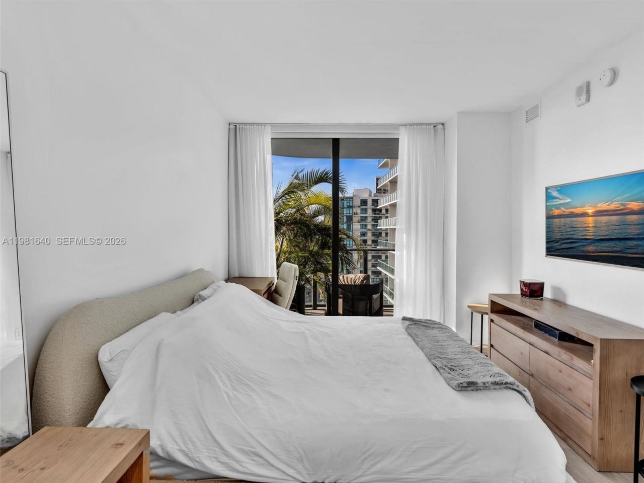 121 NE 34th St , Unit 2102, Miami, FL 33137 Photo