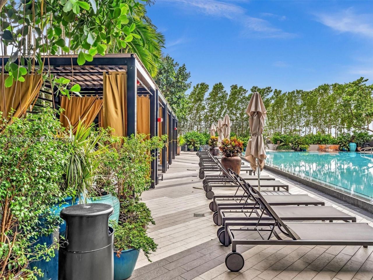 121 NE 34th St , Unit 2102, Miami, FL 33137 Photo