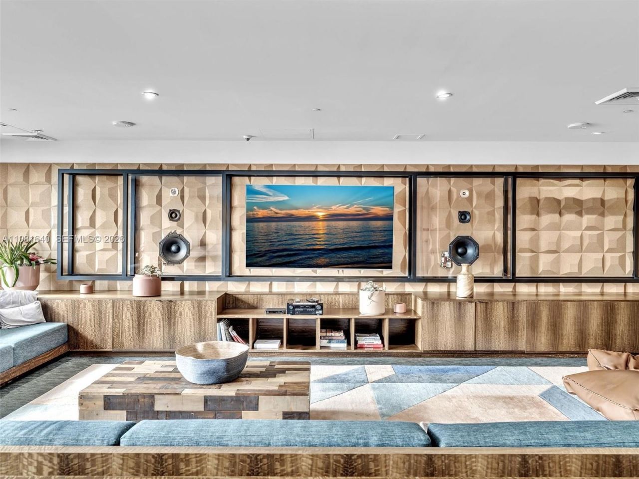 121 NE 34th St , Unit 2102, Miami, FL 33137 Photo