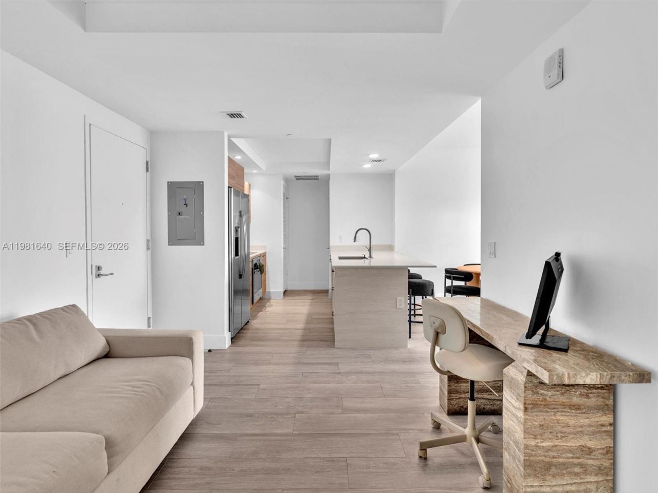 121 NE 34th St , Unit 2102, Miami, FL 33137 Photo