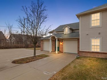 45765 Cagney Drive, Macomb Twp, MI 48044