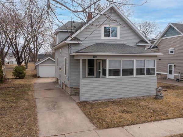 812 POWERS STREET, Oshkosh, WI 54901