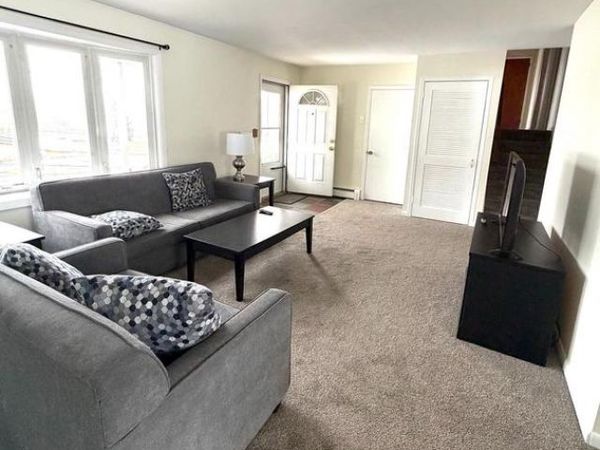 1155 GRAVEL PIKE, Unit 1, GREEN LANE, PA 18054