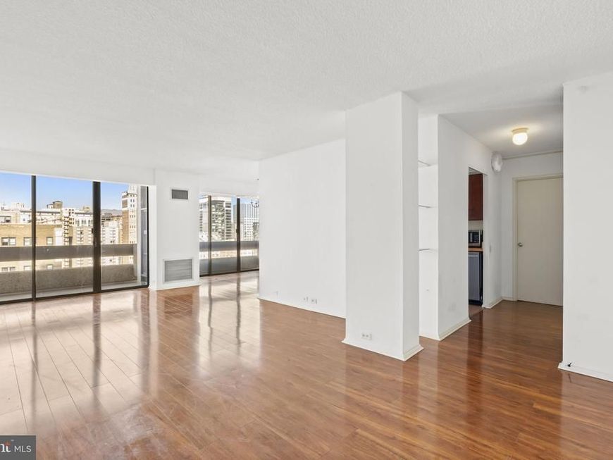 1326 42 Spruce Street , Unit 1901, Philadelphia, PA 19107 Main Photo