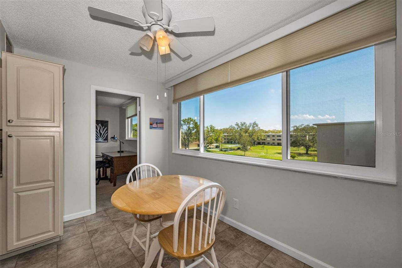 4915 Bay Street Ne, Unit 327, Saint Petersburg, FL 33703 Photo