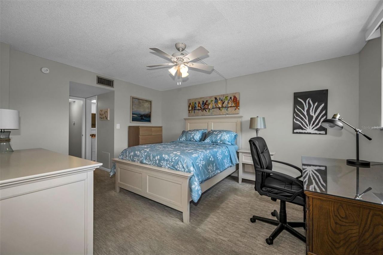 4915 Bay Street Ne, Unit 327, Saint Petersburg, FL 33703 Photo