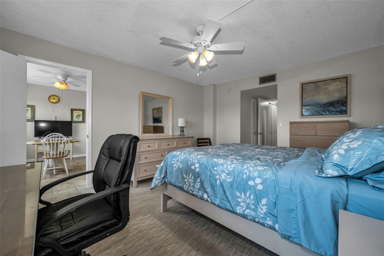 4915 Bay Street Ne, Unit 327, Saint Petersburg, FL 33703 Photo