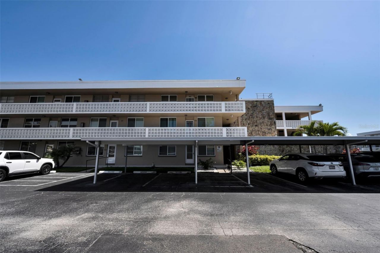 4915 Bay Street Ne, Unit 327, Saint Petersburg, FL 33703 Photo