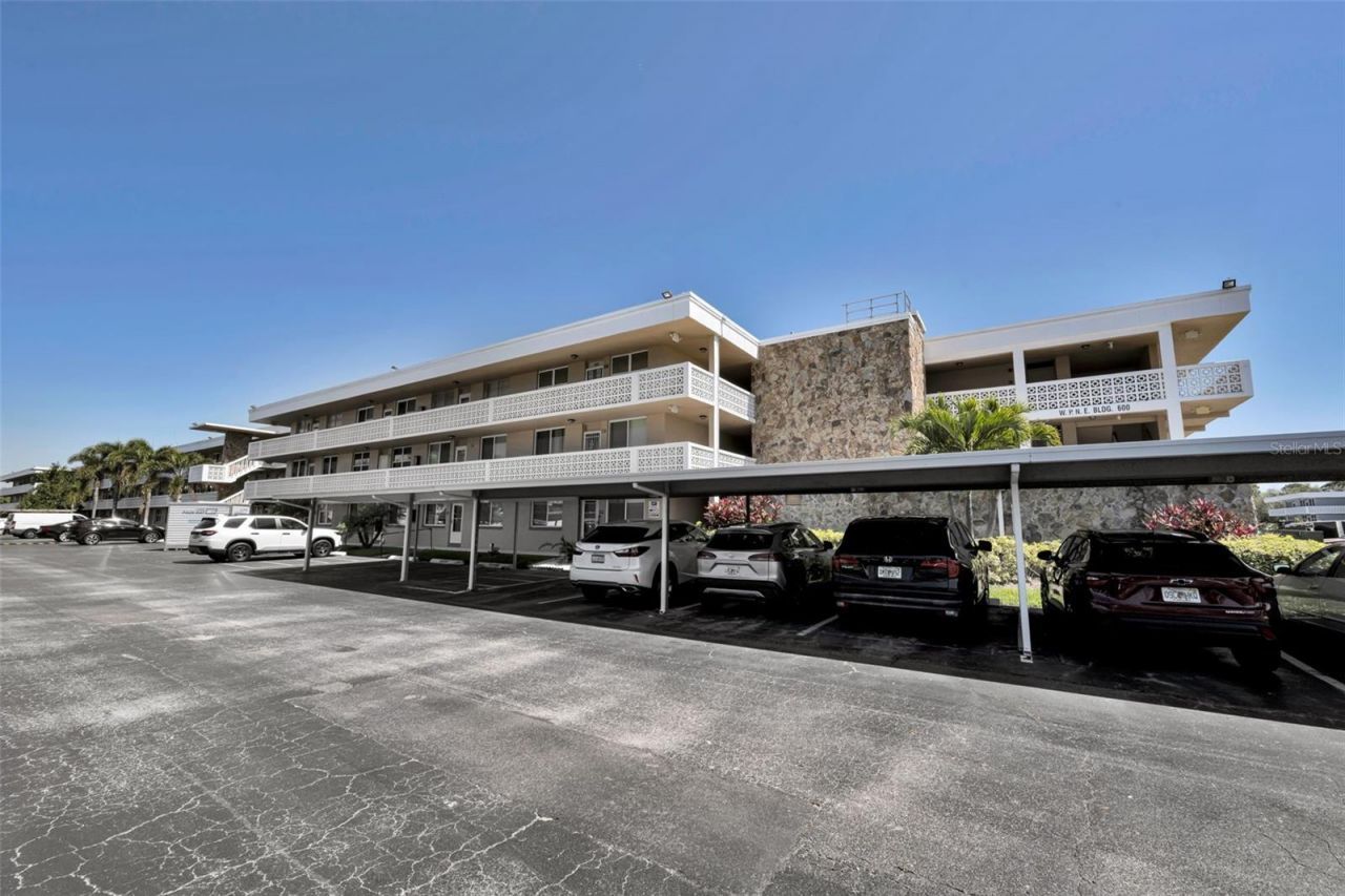 4915 Bay Street Ne, Unit 327, Saint Petersburg, FL 33703 Photo