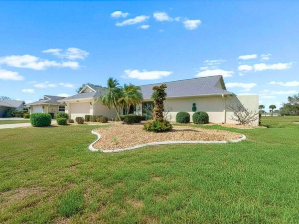 2111 W VIEW DRIVE, SUN CITY CENTER, FL 33573