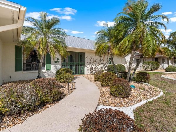 2111 W VIEW DRIVE, SUN CITY CENTER, FL 33573