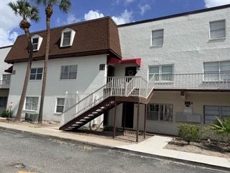 9217 TUDOR DRIVE Tampa, FL 33615