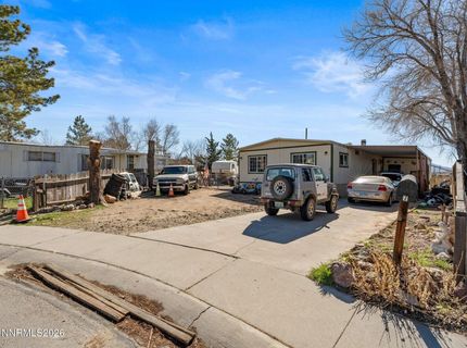 7 Esther Circle, Carson City, NV 89706 Photo
