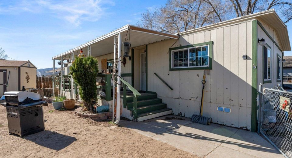 7 Esther Circle, Carson City, NV 89706 Photo