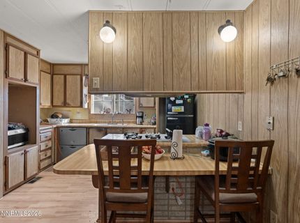 7 Esther Circle, Carson City, NV 89706 Photo