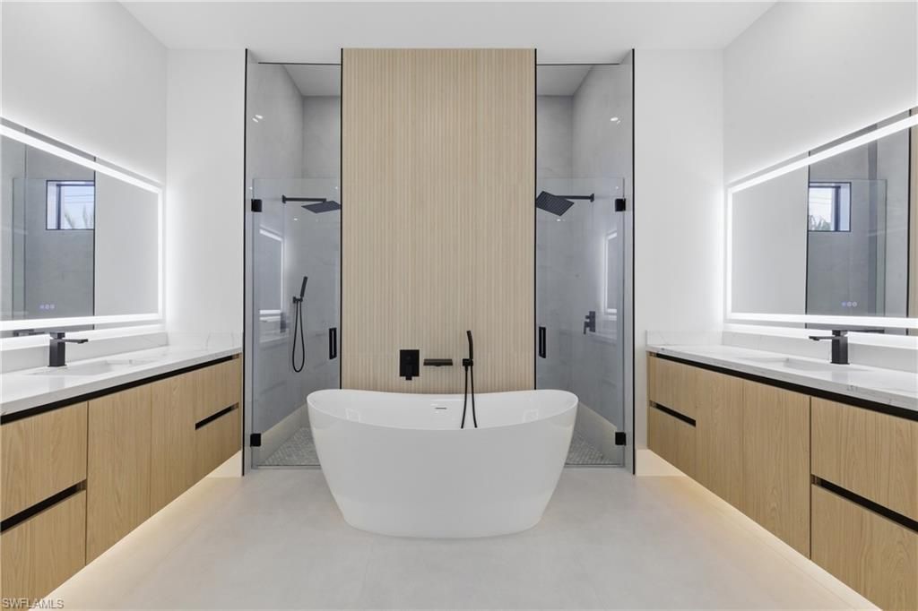 1434 SW 1st St, Cape Coral, FL 33991 Photo