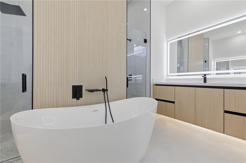 1434 SW 1st St, Cape Coral, FL 33991 Photo