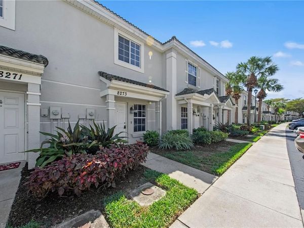 8273 Pacific Beach DR, FORT MYERS, FL 33966