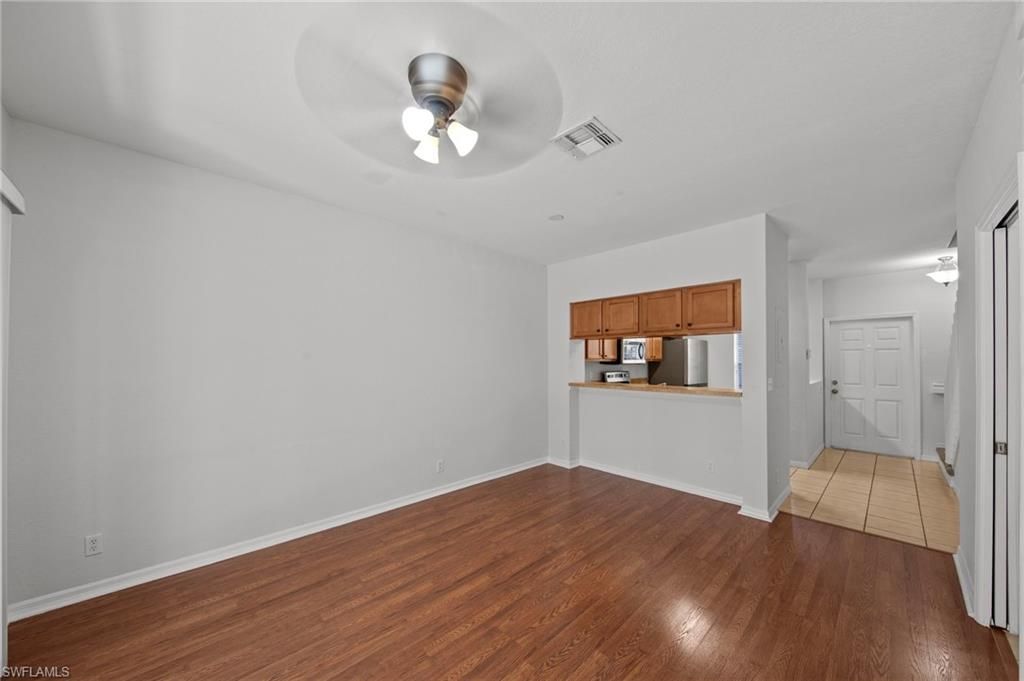 8273 Pacific Beach Dr, Fort Myers, FL 33966 Photo