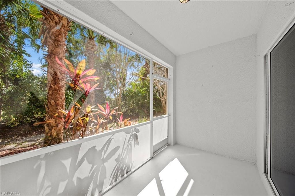 8273 Pacific Beach Dr, Fort Myers, FL 33966 Photo