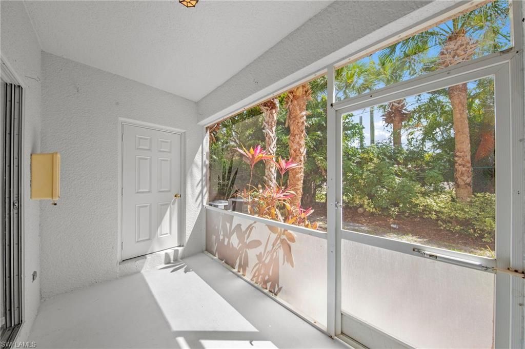 8273 Pacific Beach Dr, Fort Myers, FL 33966 Photo