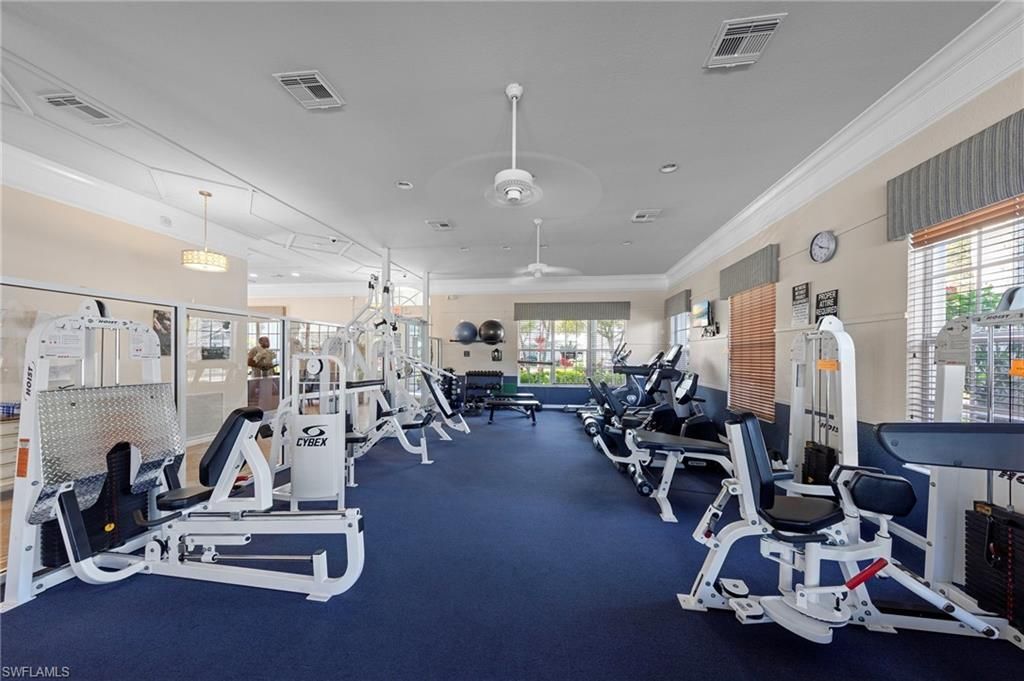 8273 Pacific Beach Dr, Fort Myers, FL 33966 Photo