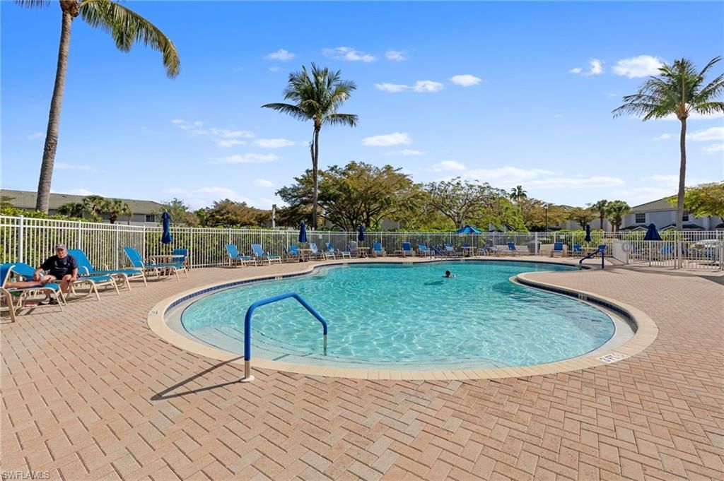 8273 Pacific Beach Dr, Fort Myers, FL 33966 Photo