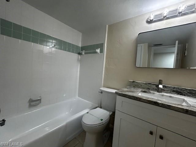 4906 Victoria Dr , Unit 412, Cape Coral, FL 33904 Photo