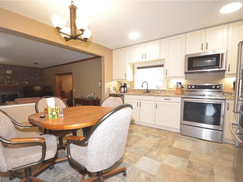 264 High Point Circle, Tallmadge, OH 44278 Photo 10